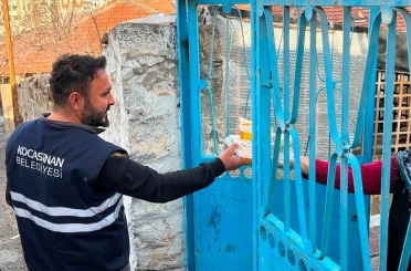 Kocasinan’da gönüller kazanılıyor: her gün 4 çeşit sıcak yemek evlere ulaşıyor 