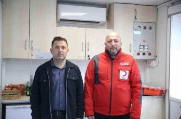 Kök hücre bağışıyla bir hayata umut oldu 