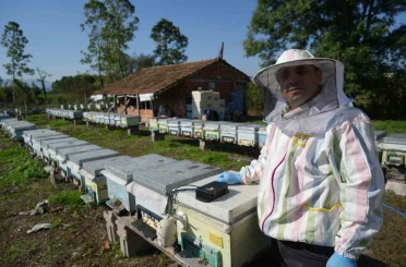 Komiser arıcıdan bal verimini artıran yerli cihaz 