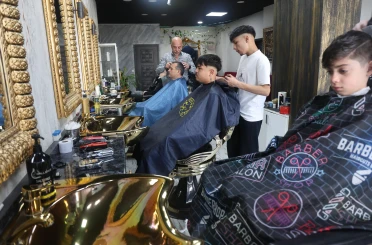 Konya'da berberlerde gün boyu bayram yoğunluğu