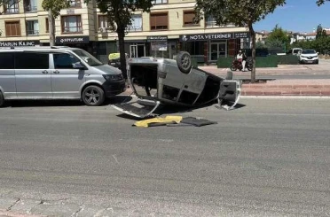 Konya’da otomobil takla attı! İtfaiye müdahale etti
