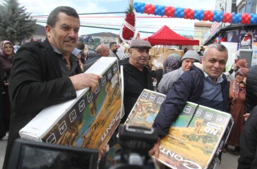 Konya’da ucuz televizyon izdihamı