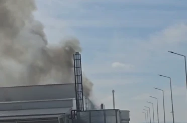 Konya’daki Fabrikada Korkutan Yangın! Gökyüzünü Duman Kapladı