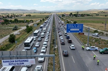 Konya Karayolunda Bayram Yoğunluğu Başladı