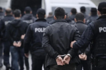 Konya merkezli FETÖ operasyonu! 13 ilde düğmeye basıldı, 19 isim gözaltında