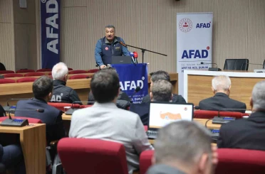 Konya’da İl Afet Risk Azaltma Planı Değerlendirme Toplantısı düzenlendi 
