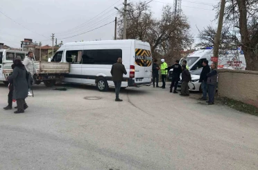 Konya’da okul servisi belediye aracı ile çarpıştı: 5 yaralı 