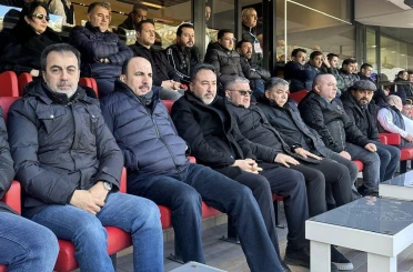 Konyalı vekilden hakem eleştirisi: Futbolu tiyatro olmaktan çıkarın!