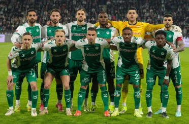 KONYASPOR BAYRAMA ERKEN GİRDİ 2-0