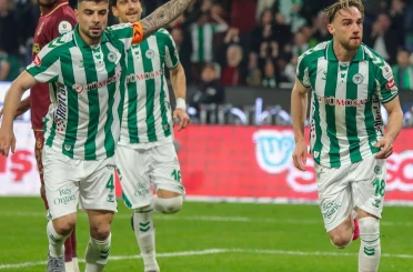 Konyaspor evinde geçit vermiyor! Konyaspor:2 Trabzonspor:1