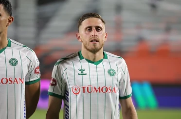 Konyasporlu Melih İbrahimoğlu'nun mutlu günü