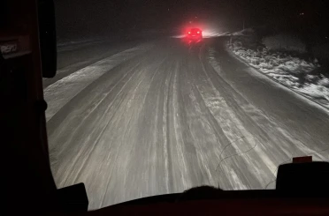 Kop Geçidi’nde tipi ve fırtına etkili oluyor 
