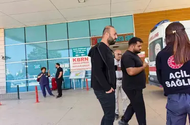 Kopan parmağını buz torbasıyla taşıdılar
