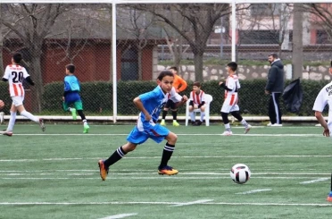 Körfez’de 250 öğrenci şampiyonluk için yarışıyor 