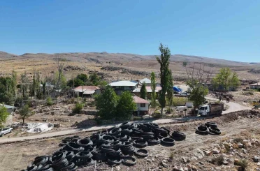 Korkuteli Manay’da içme suyu hattı yenileniyor 