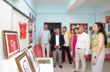 Köşklü öğrenciler eserlerini sergiledi 