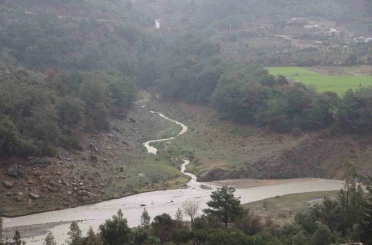 Kozan’da sağanakla birlikte kuruyan kaynaklar yeniden canlandı 