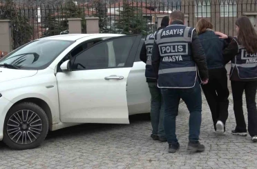 Kredi kartlarını kopyalayarak 2 milyon liradan fazla vurgun yaptılar 