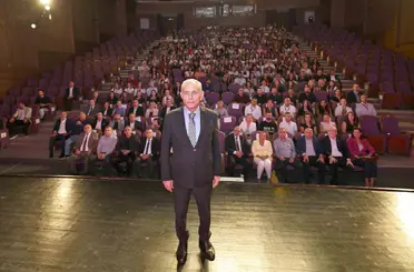 Küçükçekmece Belediyesi yeni eğitim ekosistemi "Enstitü Küçükçekmece"yi tanıttı