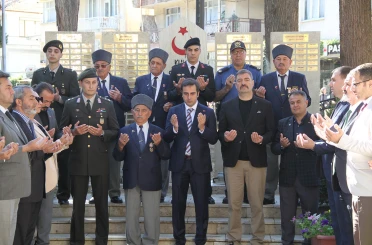 Kula ve Sarıgöl’de Gaziler Günü kutlandı 