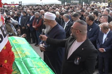"Kürt Ahmet" lakaplı Ahmet Turgut son yolculuğuna uğurlandı 