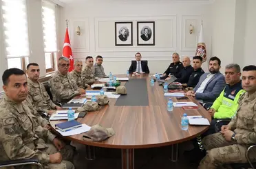 Kurtalan’da genişletilmiş asayiş ve güvenlik toplantısı gerçekleştirildi
