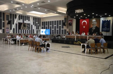 Kuşadası Belediyesi Meclisi’nden elektrikli araç ve engelli erişimi kararı 