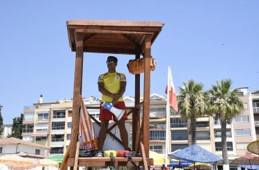Kuşadası sahillerinde güvenlik ön planda 