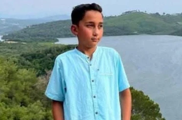 Kuşlarla oynarken damdan düşen 12 yaşındaki çocuk hayatını kaybetti 