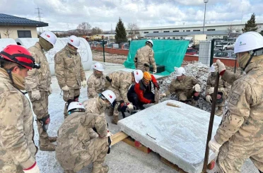Kütahya AFAD’dan jandarmaya arama kurtarma eğitimi 