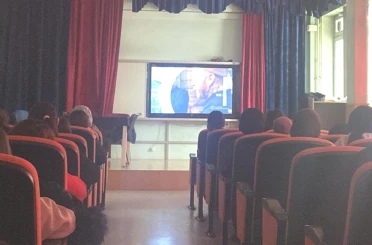 Kütahya Akşemsettin Kız Anadolu İmam Hatip Lisesinde belgesel gösterimi 