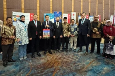 Kütahya Dumlupınar Üniversitesi, Endonezya Türk Üniversiteleri Eğitim Fuarı’nda yerini aldı 