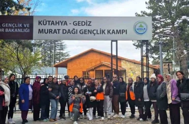 Kütahya Kadın Destek AFAD Gönüllülerinden Murat Dağı Kamp Merkezinde etkinlik 