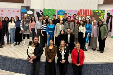 Kütahya’da "Aile Yılı" tiyatro etkinliği ilgi gördü 