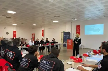 Kütahya’da AKUB gönüllülerine psikolojik ilk yardım eğitimi
