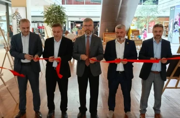 Kütahya’da "Bizim Çizgimiz" Hüsn-i Hat Sergisi açıldı 