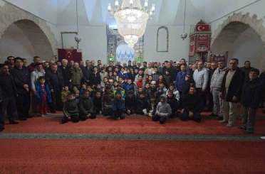 Kütahya’da "Gençler Camide, Alınlar Secdede" buluşması yoğun katılımla gerçekleşti 