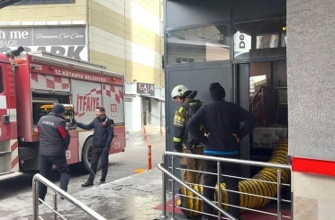 Kütahya’da korkutan yangın, 3 kişi dumandan etkilendi 