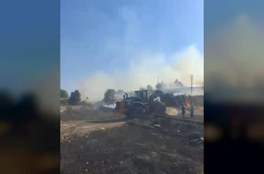 Kütahya’da otluk alan yangını ormana sıçramadan söndürüldü 