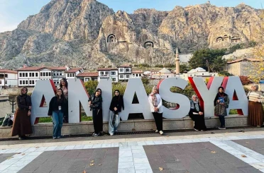 Kütahyalı öğrenciler Amasya’da kültür ve tarih yolculuğuna katıldı 