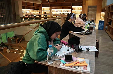 Kütüphaneler sahura kadar açık olacak 