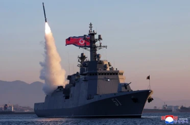Kuzey Kore, Choe Hyon savaş gemisinden yeni füze denemeleri gerçekleştirdi 