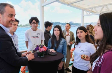Lise öğrencilerinin girişimcilik yolculuğu başladı 