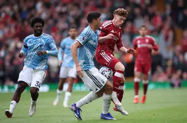 Liverpool, yeni sezona kayıplarla başladı