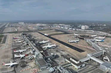 Londra’daki Gatwick Havalimanı’nda su kesintisi: Tuvaletler çalışmadı, restoranlar kapandı 