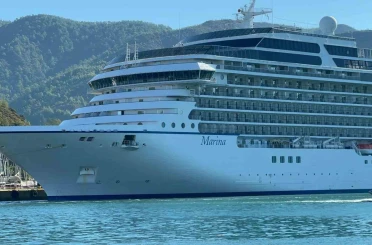 Lüks kurvaziyer "Marina" Marmaris Limanı’na 1194 yolcu getirdi 