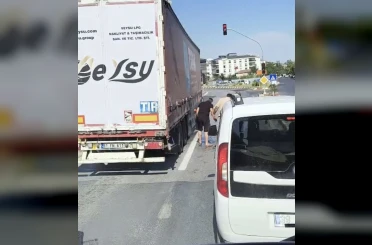 Lüleburgaz’da seyir halindeki tır alev aldı 