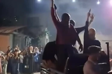 Magandalar düğünde tehlike saçtı 