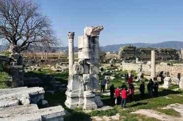 Magnesia Antik Kenti’nde tarih ve doğa aynı rotada 