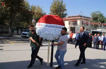 Malatya’da Ahilik Haftası için Atatürk Anıtı’na çelenk sunuldu